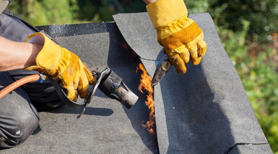 Professional metal roof installation in Liberty, IL